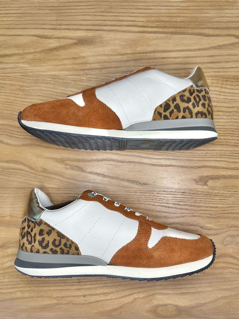 NEW Vintage Havana Valery Leopard Print and Metallic Casual Trendy Sneakers - Picture 5 of 8
